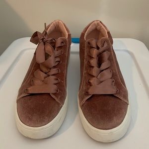 Steve Madden Suede Sneakers